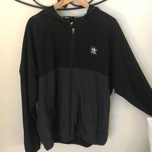 Adidas lightweight skateboarding windbreaker